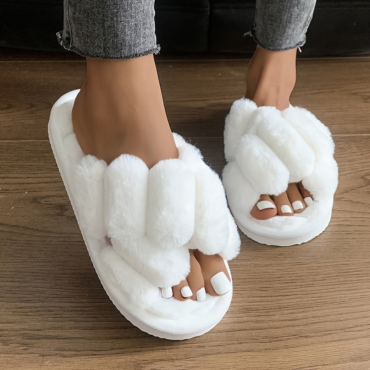 Cozy Plush Women’s Slippers - Soft, Warm, and Comfortable Indoor/Outdoor Shoes with Fluffy -Colored Design, Perfect for Home or Travel, Available in 5 Stylish Colors, Casual Wear | Stylish Slipon Shoes | Durable EVA Sole, L